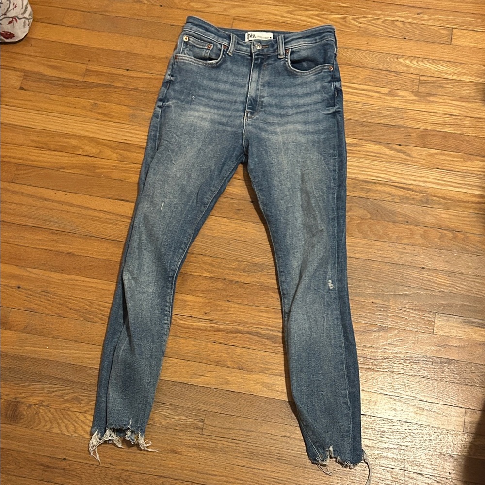 Zara Women's Faded Blue Skinny Jeans